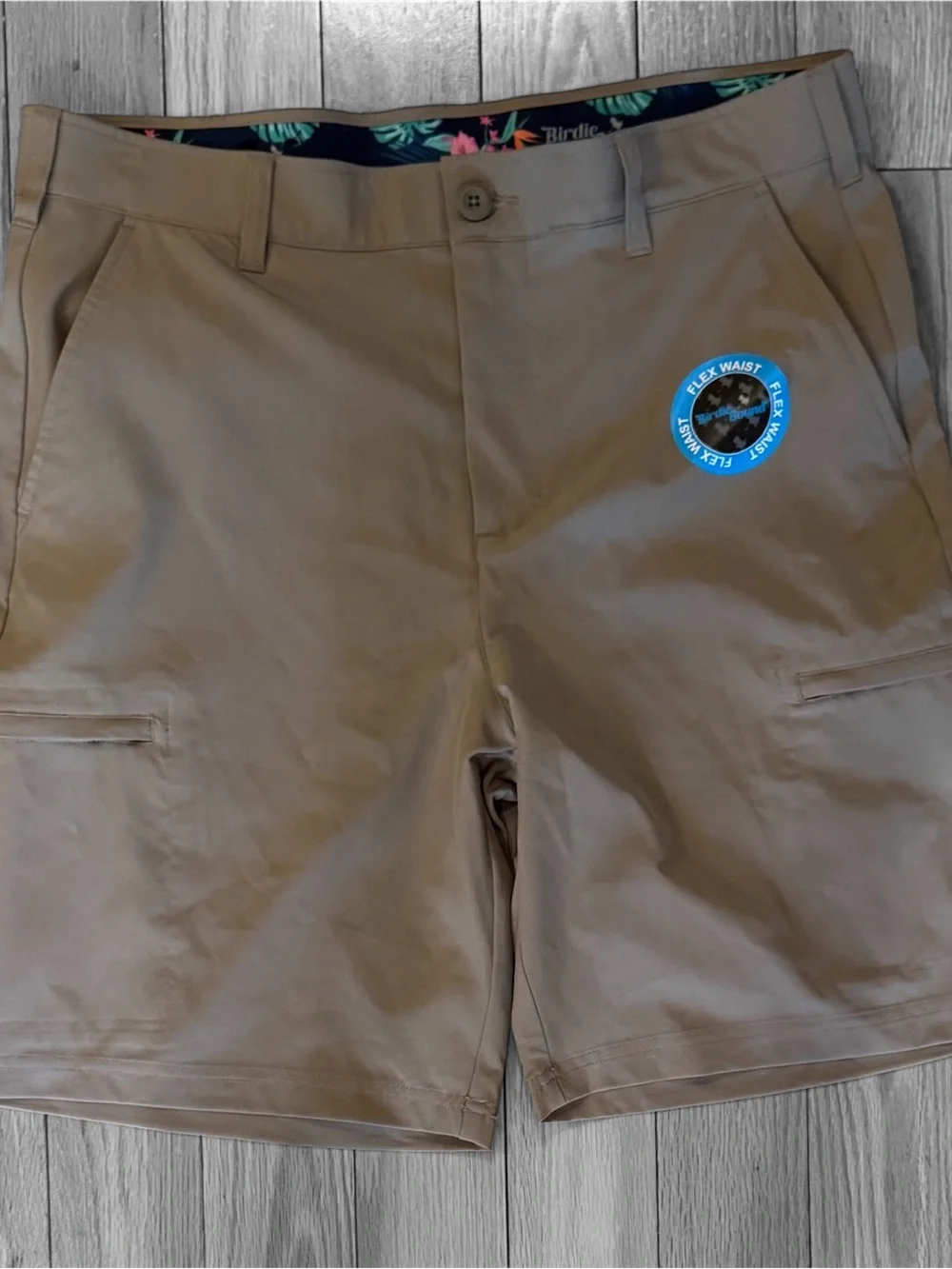 Birdie Bound Men’s Khaki Hybrid Performance Shorts NWT